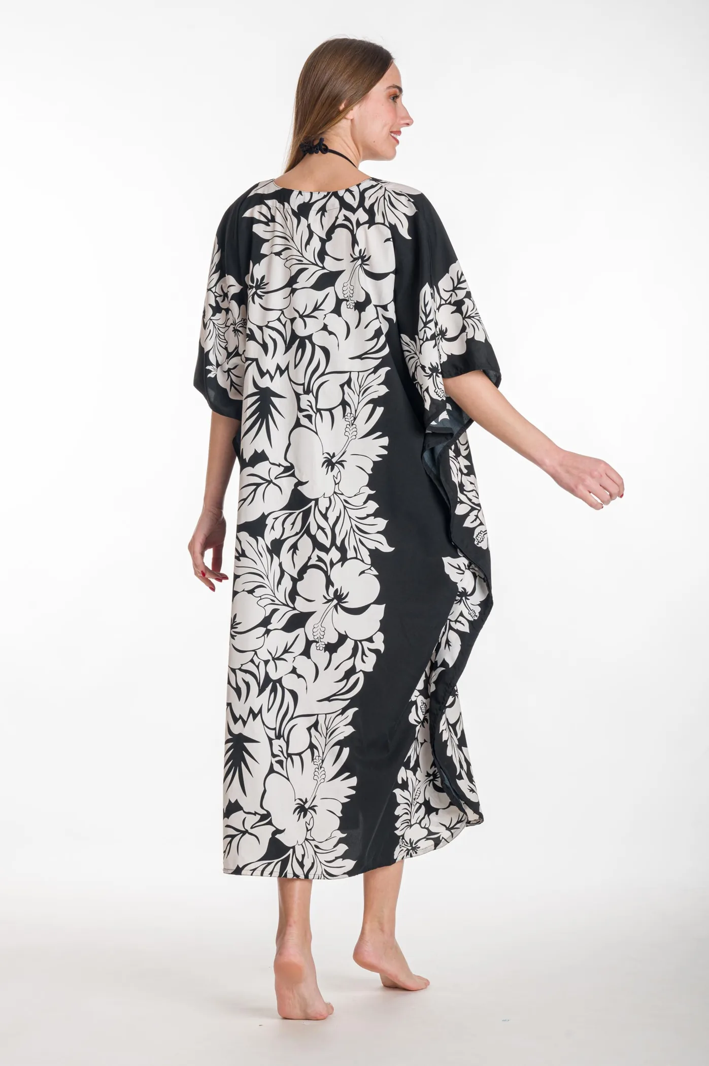 Καφτανι animal print mmf silk touch - Άσπρο;Μαύρο καφτάνι παραλίας από animal print για καλοκαιρινές resort εμφανίσεις