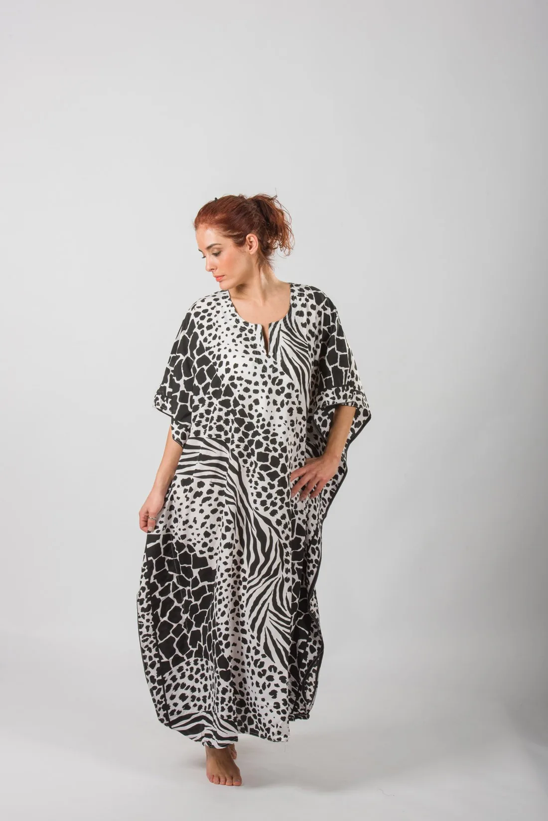 Καφτανι animal print mmf silk touch - Ασπρόμαυρο παρεό παραλίας από animal print για καλοκαιρινές resort εμφανίσεις