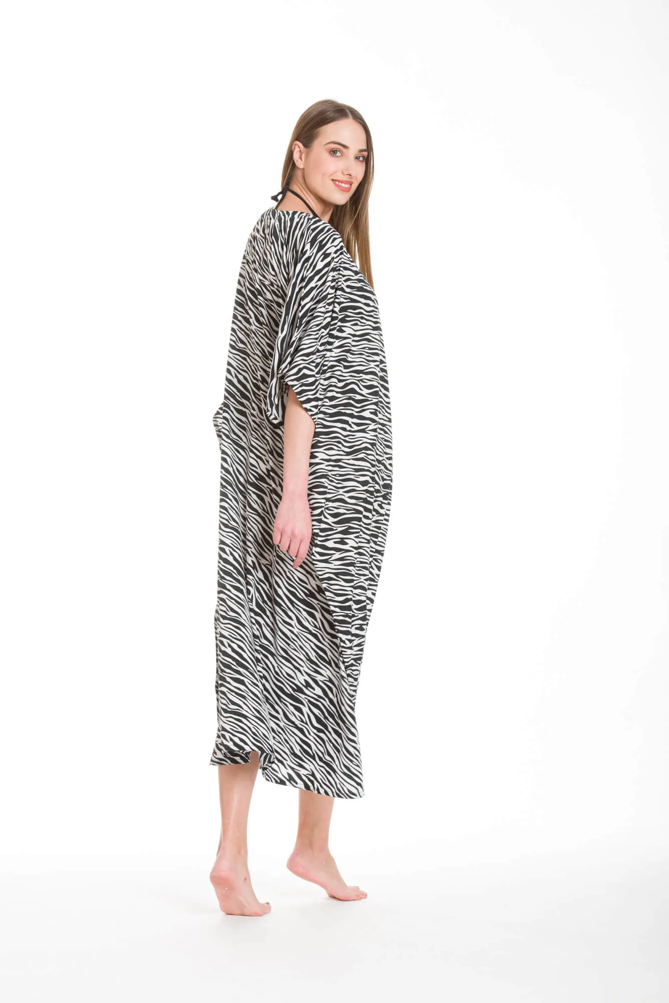 Καφτανι animal print mmf silk touch - Ασπρόμαυρο καφτάνι παραλίας από animal print για καλοκαιρινές resort εμφανίσεις