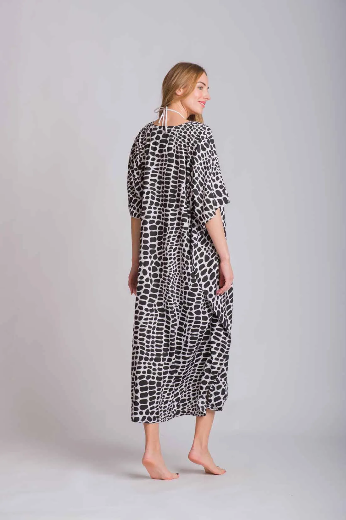 Ασπρόμαυρο καφτανι animal print mmf silk touch - καφτάνι παραλίας από animal print για καλοκαιρινές resort εμφανίσεις
