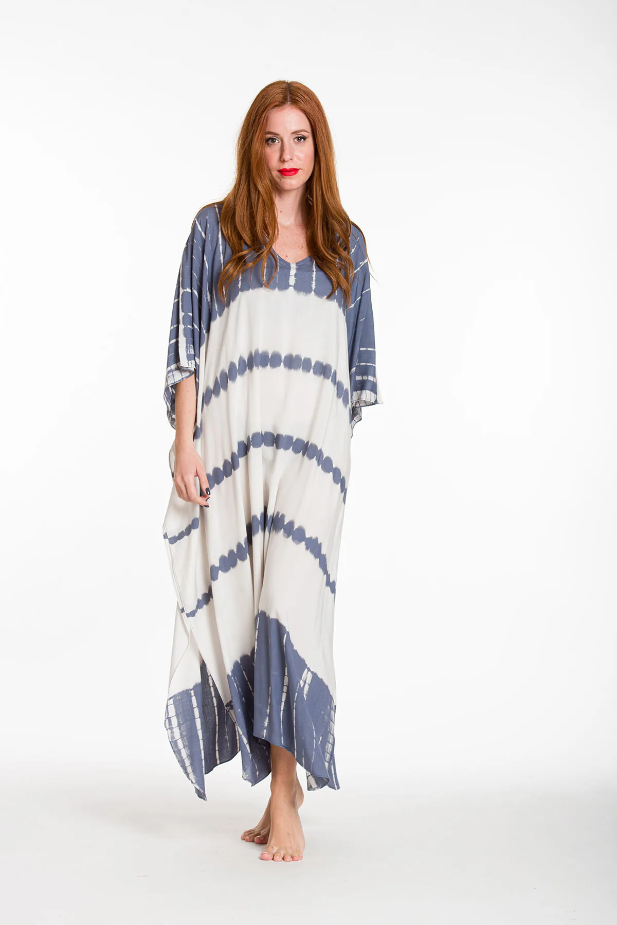 Καφτανι βισκοζ shibori tie dye - Εκρού;Ράφ καφτάνι παραλίας από βισκόζ για καλοκαιρινές resort εμφανίσεις