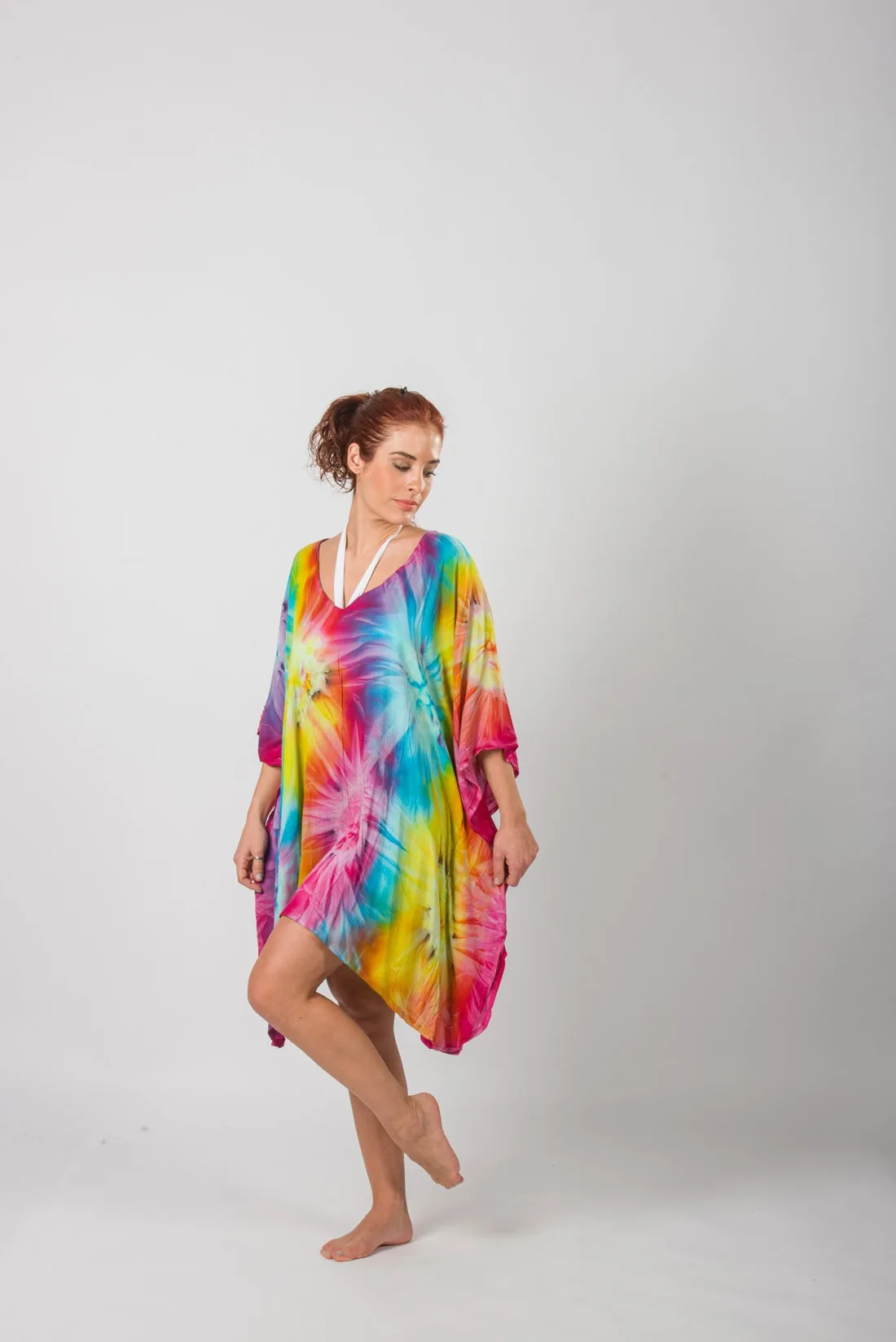 Ποντσο βισκοζ tie dye εκρηξη - Κίτρινο;Τυρκουάζ;Φούξια παρεό παραλίας από βισκόζ για καλοκαιρινές resort εμφανίσεις