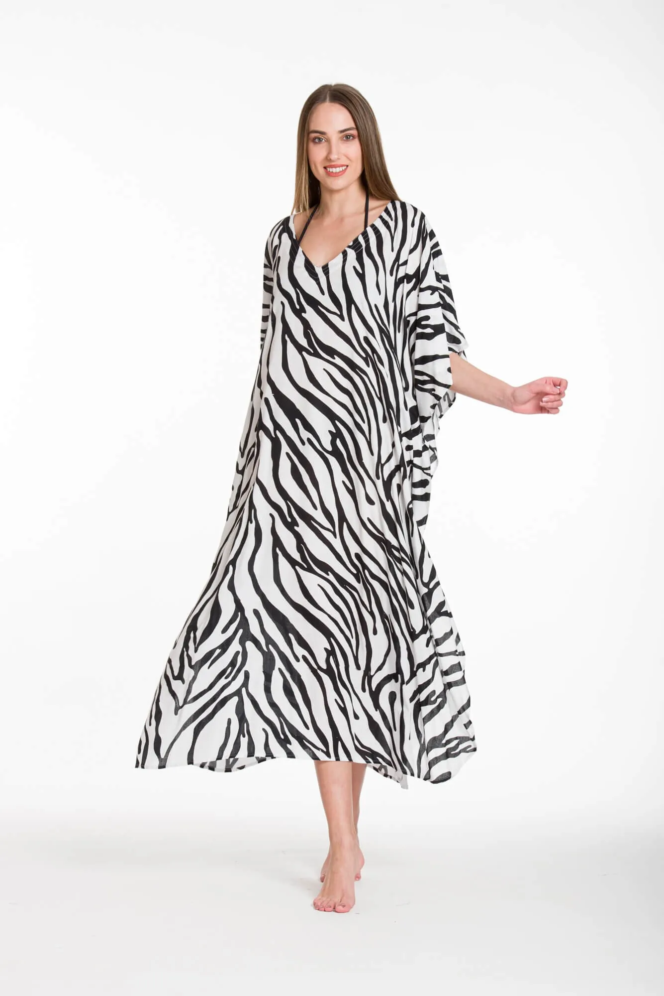 Καφτανι βισκοζ animal print - Μαύρο;Άσπρο παρεό παραλίας από βισκόζ για καλοκαιρινές resort εμφανίσεις