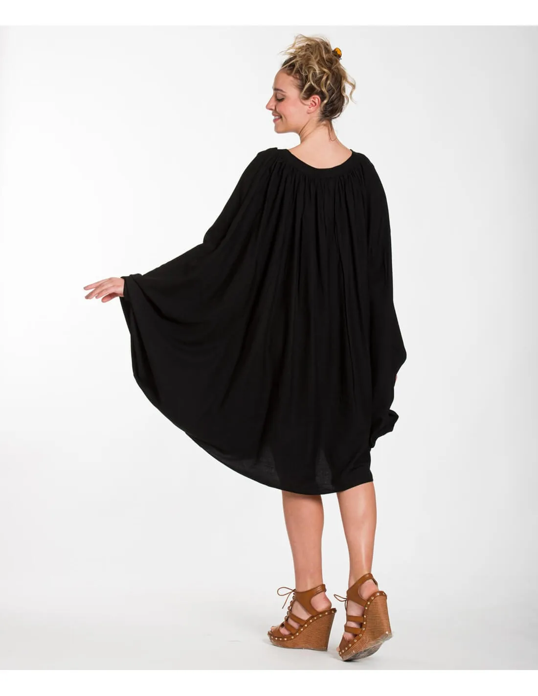 Καφτανι midi - πουκαμισοφορεμα oversize look με ρυθμιζομενα μανικια - Μαύρο φόρεμα παραλίας από βισκόζ για καλοκαιρινές resort εμφανίσεις