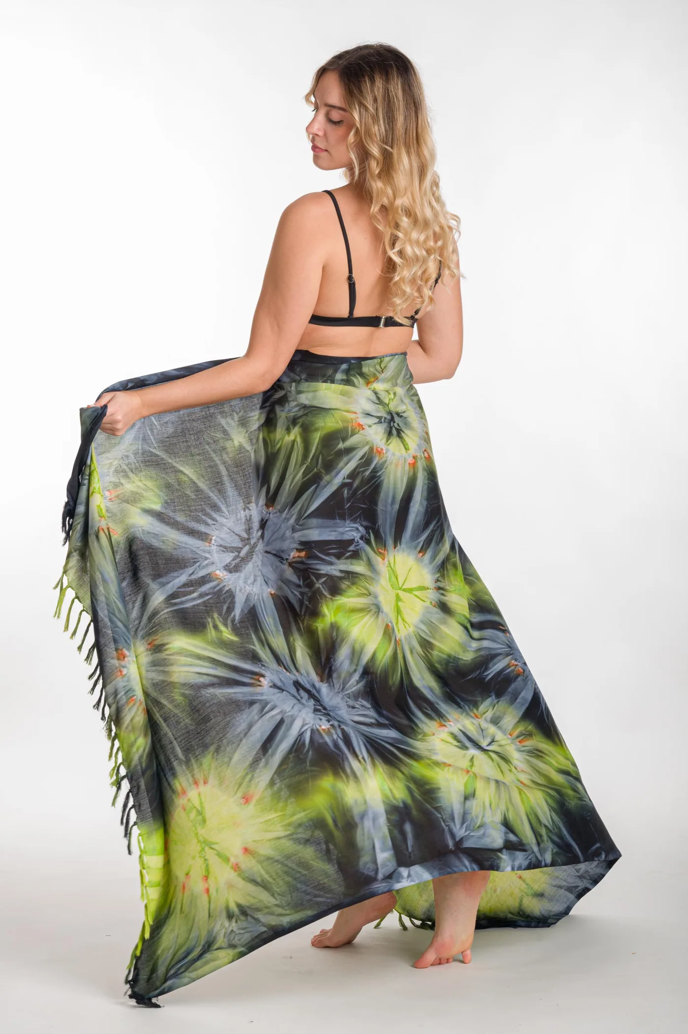 Παρεο βισκοζ tie dye εκρηξη με κροσσια - Μαύρο;Λαχανί παρεό παραλίας για καλοκαιρινές resort εμφανίσεις