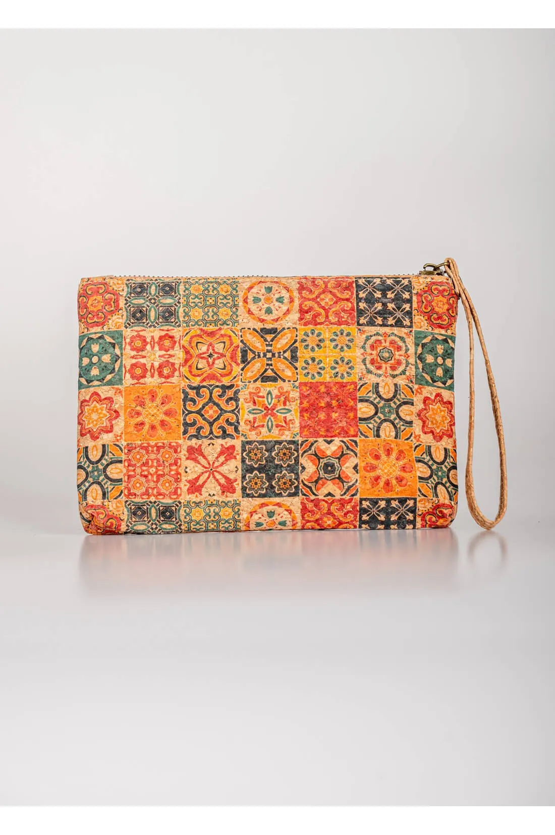 Τσαντακι καρπου - clutch - απο φελλο - Μπέζ τσάντα θαλάσσης για καλοκαιρινές resort εμφανίσεις