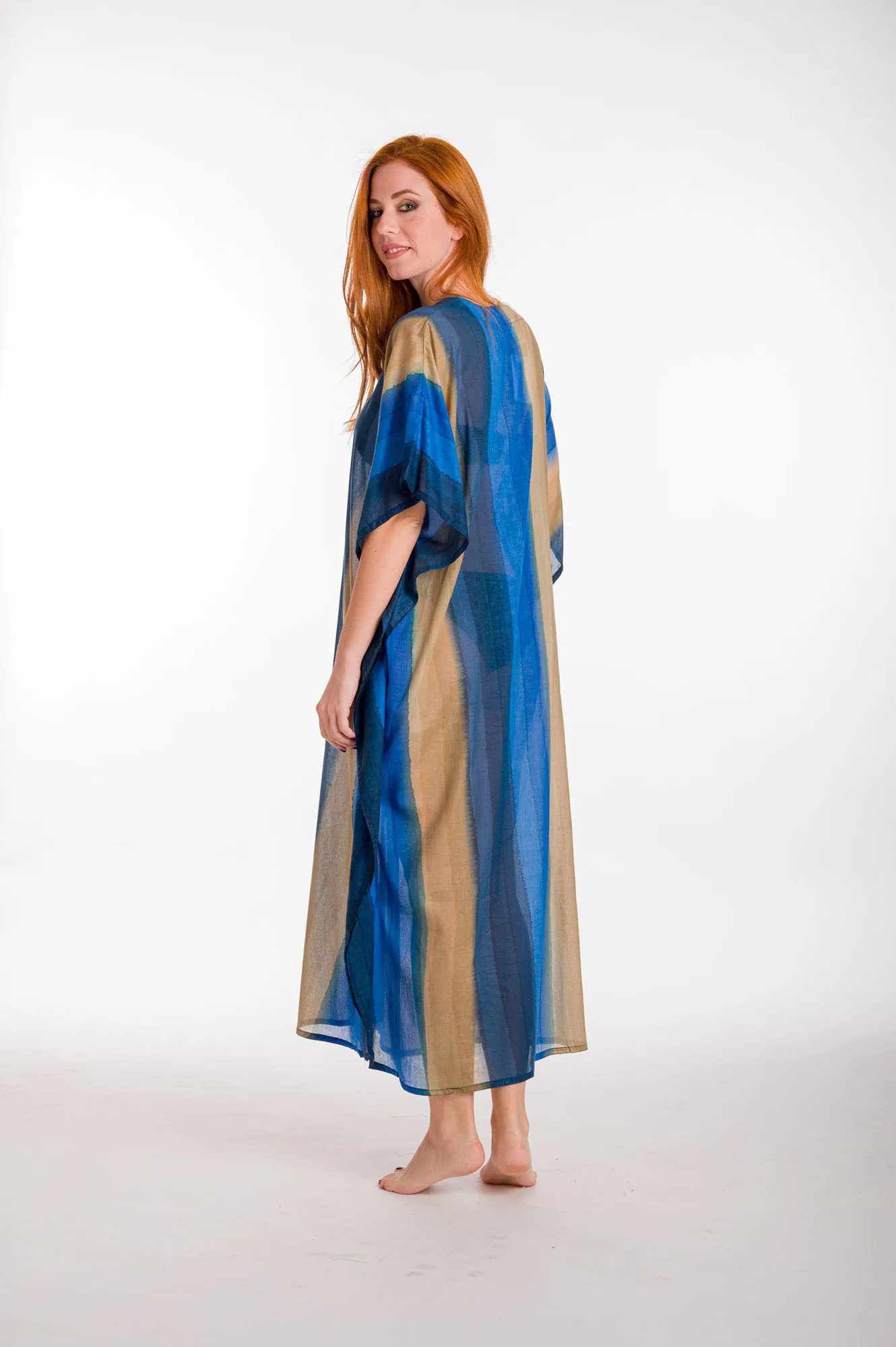Καφτανι βαμβακερο - Navy Blue;Μπέζ;Μπλέ καφτάνι παραλίας από βαμβακερό για καλοκαιρινές resort εμφανίσεις