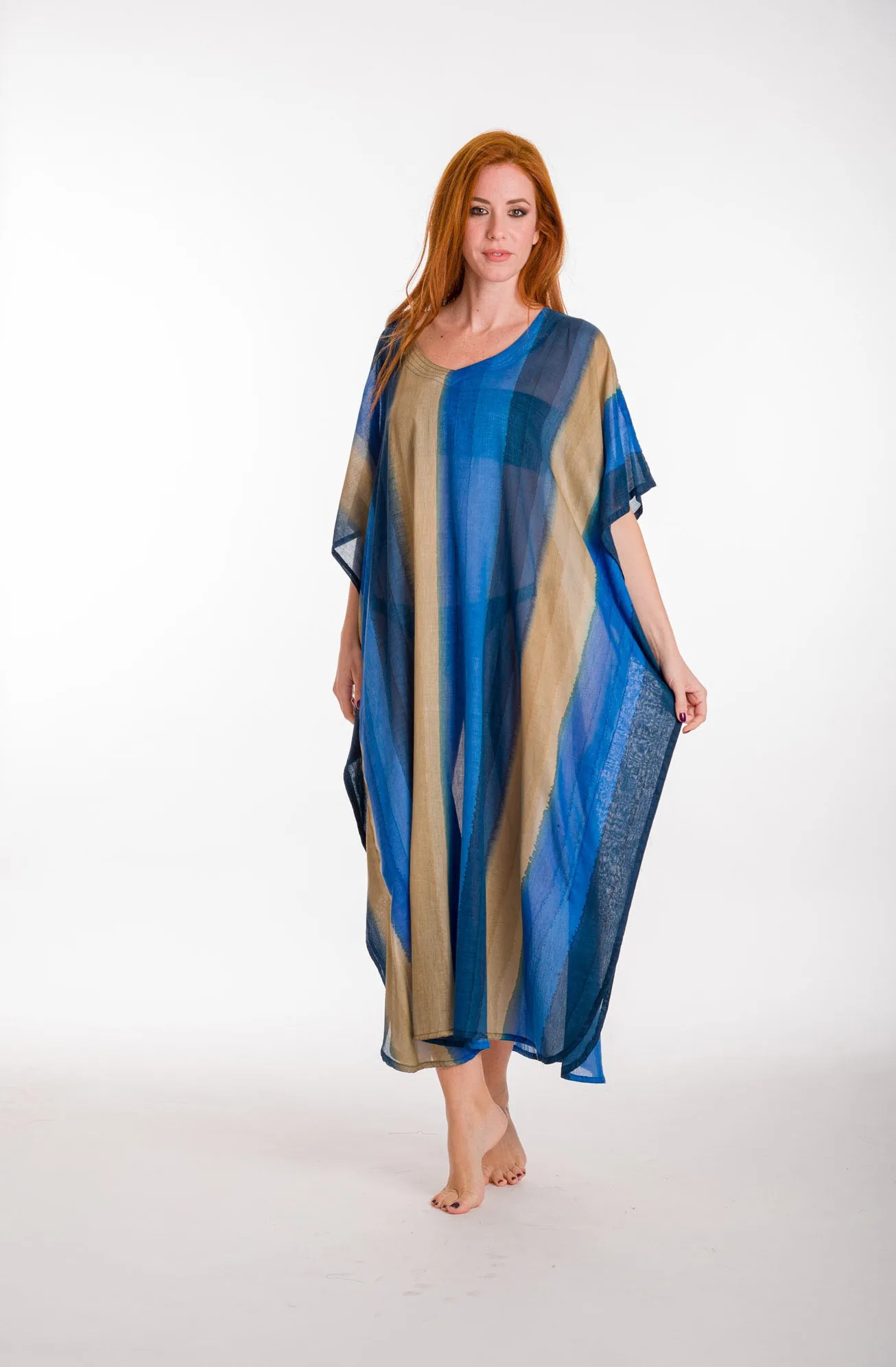 Καφτανι βαμβακερο - Navy Blue;Μπέζ;Μπλέ καφτάνι παραλίας από βαμβακερό για καλοκαιρινές resort εμφανίσεις