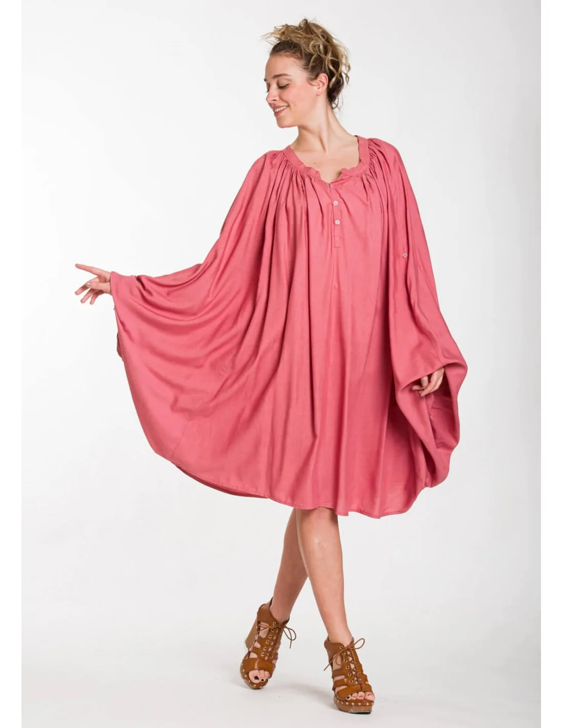 Καφτανι midi - πουκαμισοφορεμα oversize look με ρυθμιζομενα μανικια - Σομόν φόρεμα παραλίας από βισκόζ για καλοκαιρινές resort εμφανίσεις